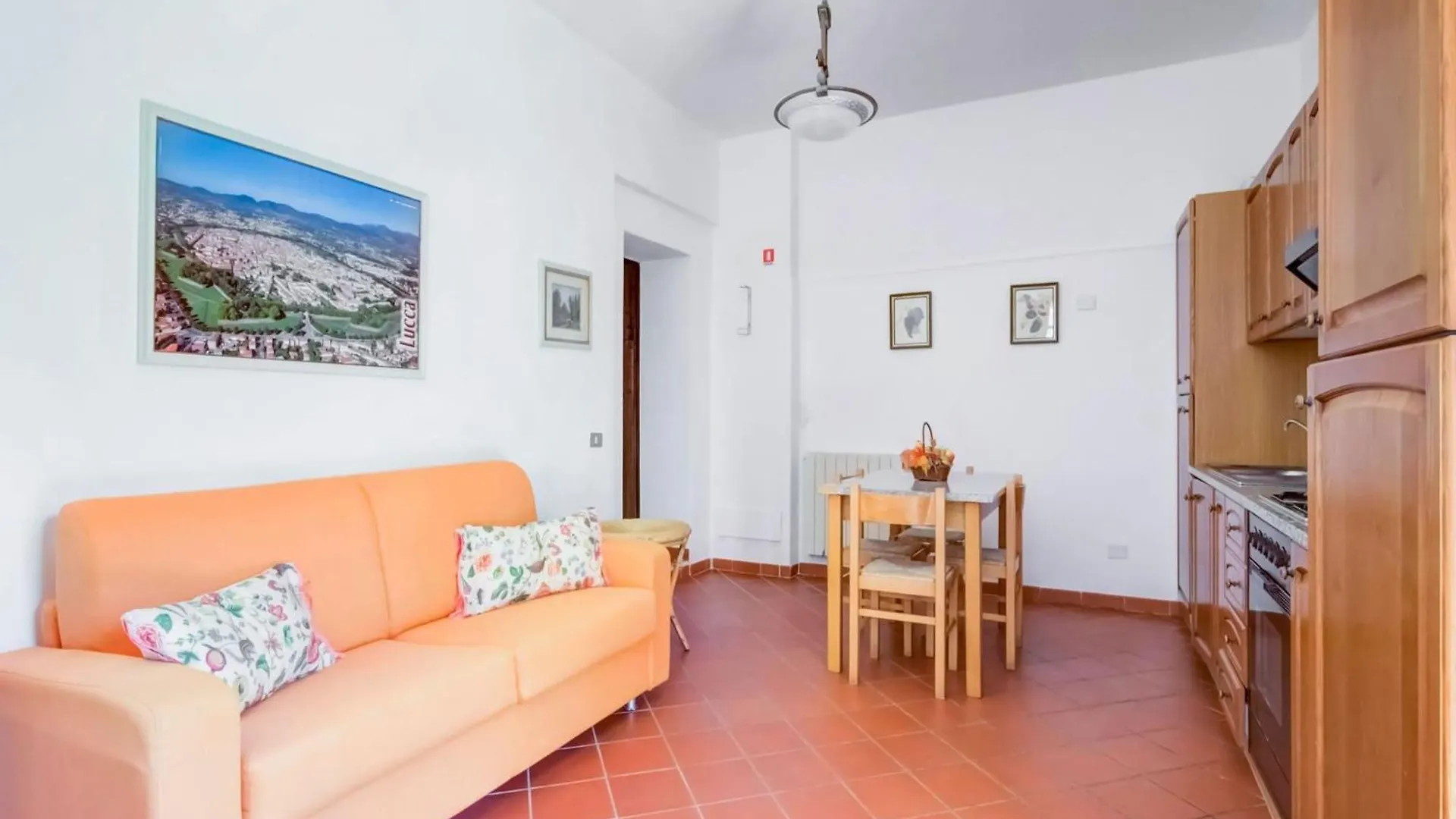 Flat With Swimming Pool And Air Conditioning Peccioli Apartment