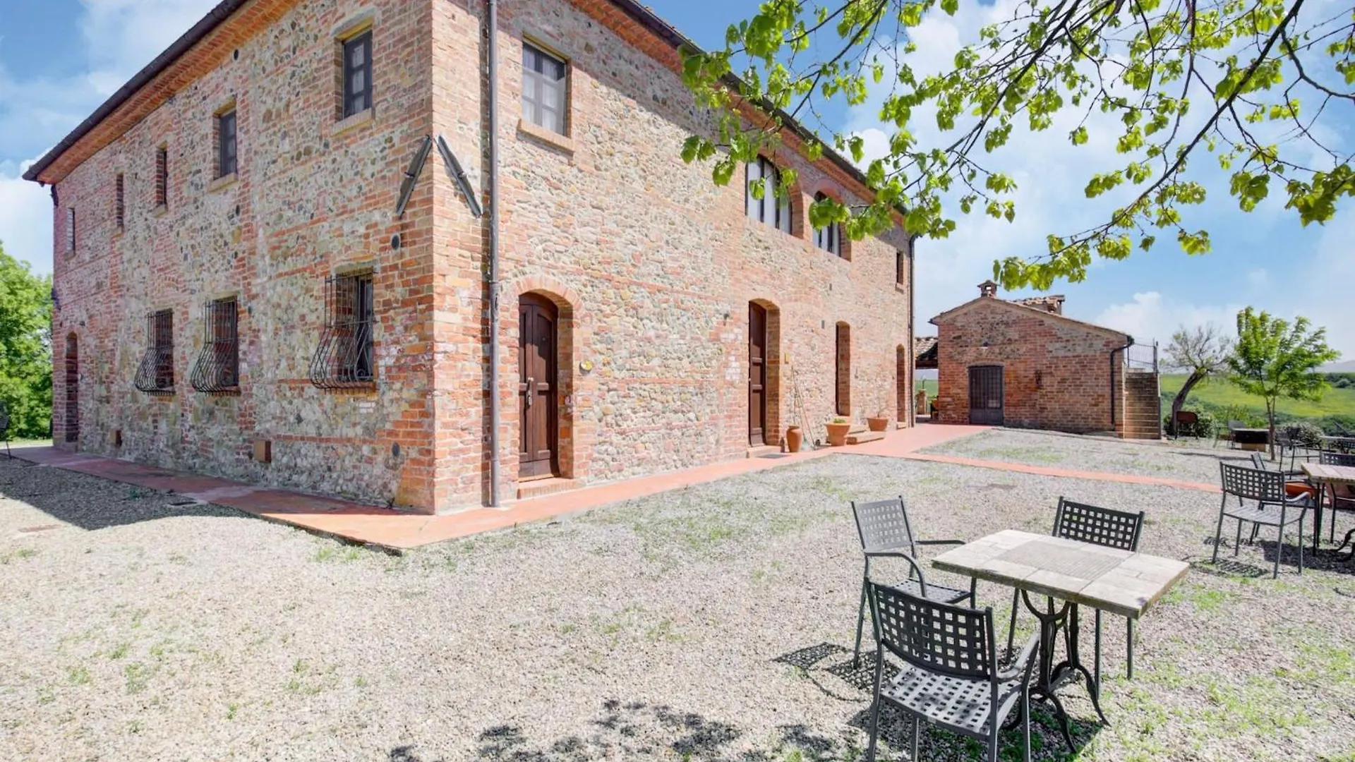 Flat With Swimming Pool And Air Conditioning Peccioli Apartment