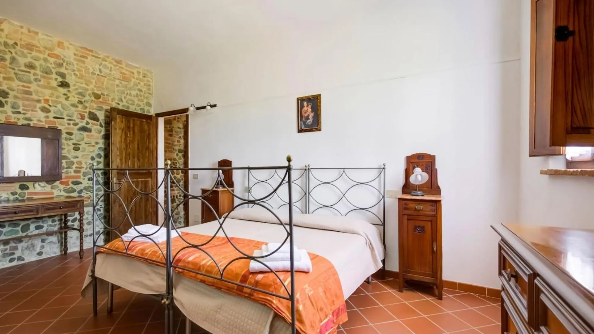 Apartment Flat With Swimming Pool And Air Conditioning Peccioli Italy