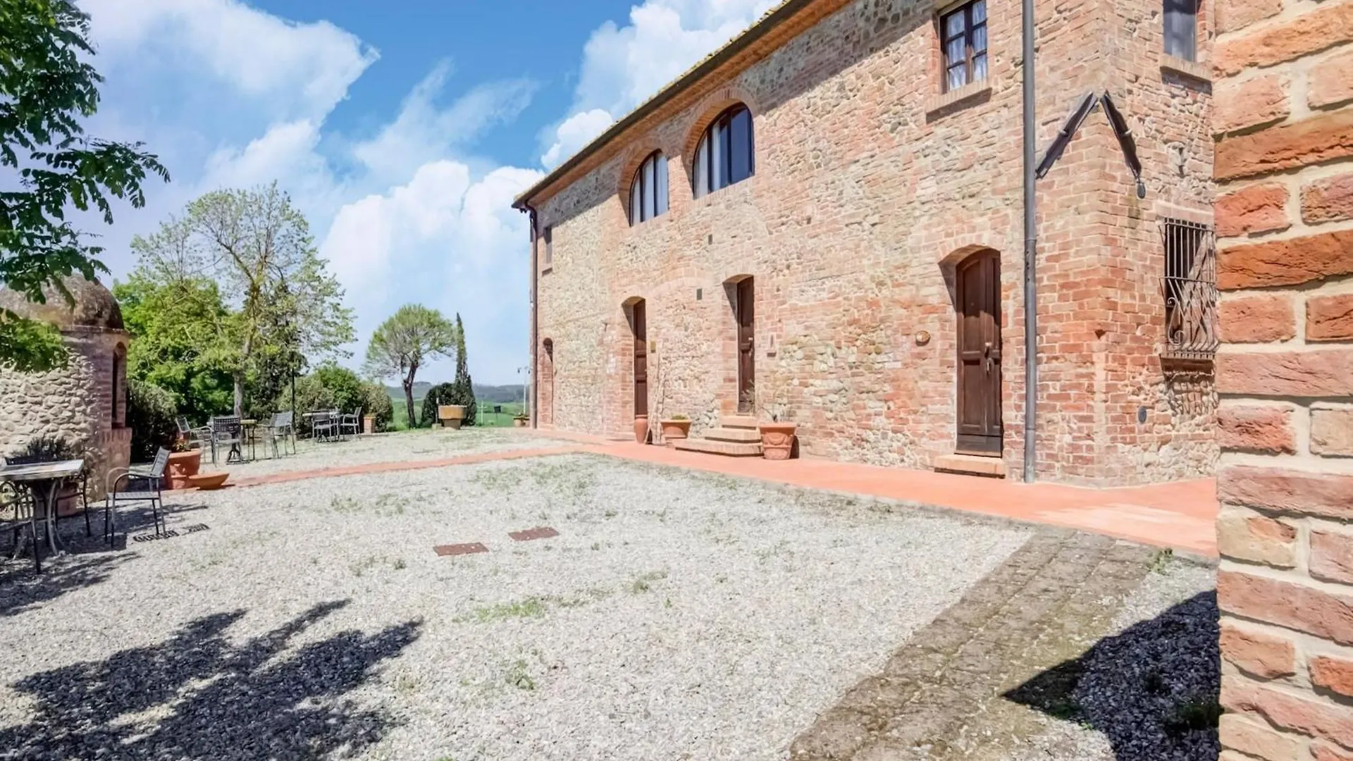 Flat With Swimming Pool And Air Conditioning Peccioli Apartment