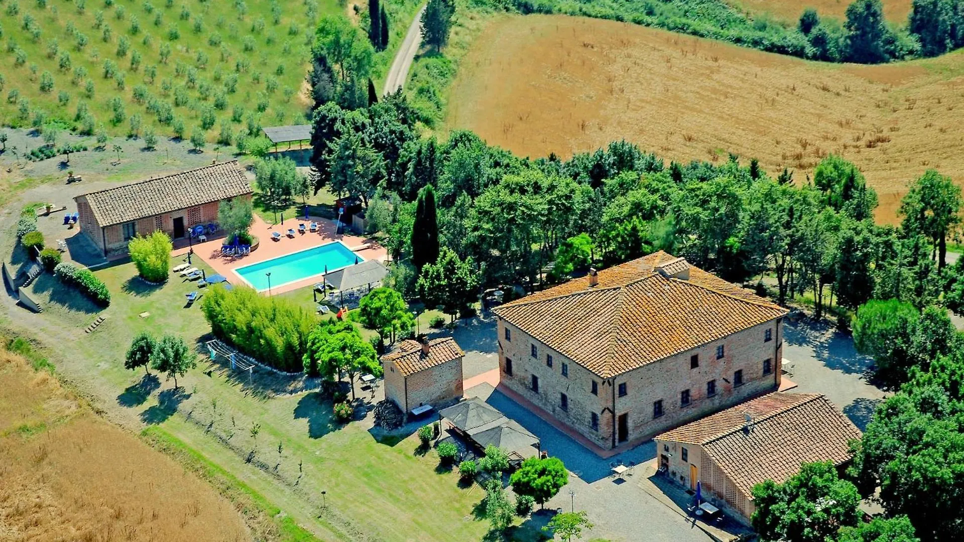 Flat With Swimming Pool And Air Conditioning Peccioli Italy